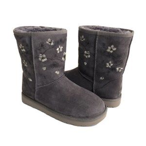UGG CLASSIC SHORT BLOSSOM NIGHT BOOTS - WOMEN'S